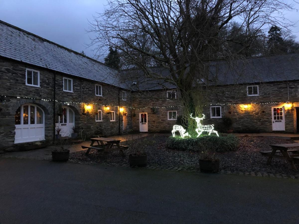 Bryn Melyn Farm Cottages Bala Exterior foto